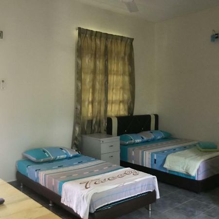 Trigona Chalet Hotel Marang Esterno foto